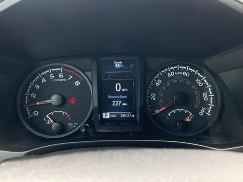 Used 2022 Toyota Tacoma SR AWD/4WD image 15
