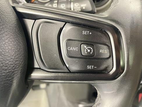 Used 2018 Jeep Wrangler Unlimited Sport S AWD/4WD image 15