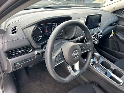 New 2025 Nissan Sentra SV image 15