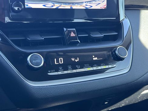 Used 2023 Toyota Corolla LE image 15