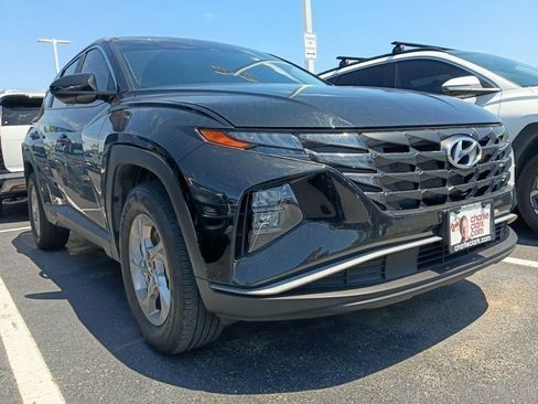 Used 2024 Hyundai Tucson SE AWD/4WD image 2