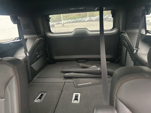 Used 2023 Chevrolet Tahoe High Country image 15