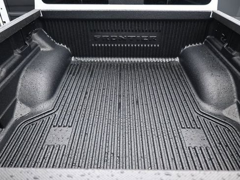 New 2026 Nissan Frontier SV image 12