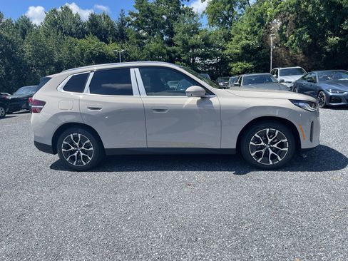 Certified 2025 BMW X3 xDrive30i w/ Premium Package image 6