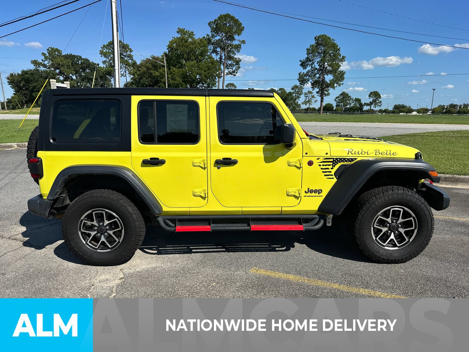 Used 2024 Jeep Wrangler Unlimited Rubicon w/ Technology Group AWD/4WD image 4