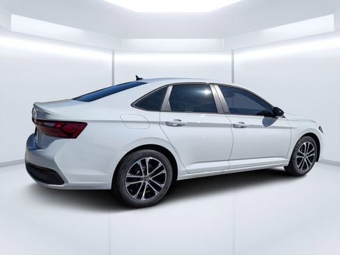 New 2026 Volkswagen Jetta Sport FWD image 3