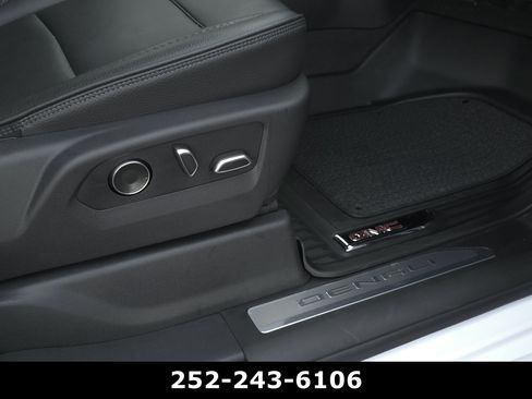 Used 2026 GMC Sierra 1500 Denali w/ Denali Reserve Package AWD/4WD image 43