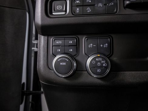 Used 2021 GMC Yukon XL AT4 w/ AT4 Premium Package image 27