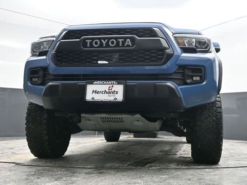 Used 2018 Toyota Tacoma SR image 33
