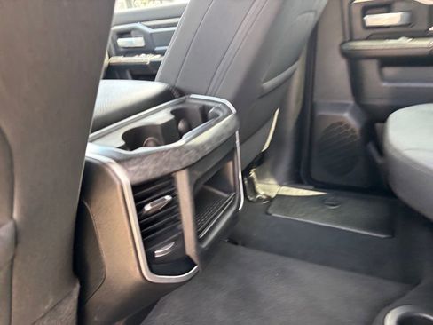 Used 2024 RAM 2500 Big Horn w/ Off Road Package AWD/4WD image 27