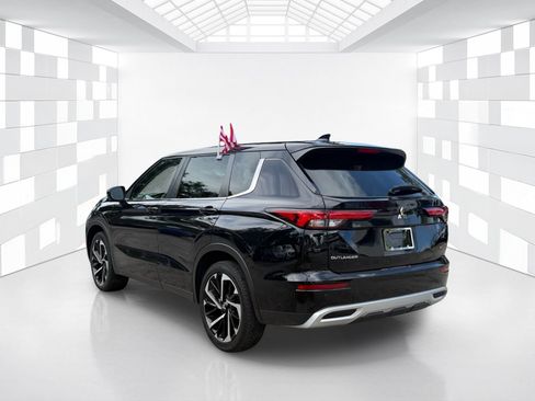 Used 2022 Mitsubishi Outlander SE AWD/4WD image 5