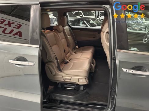 Used 2018 Honda Odyssey EX-L image 16