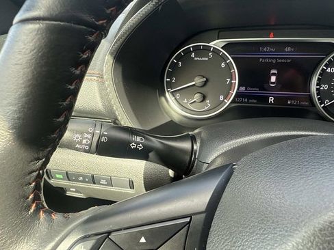 Used 2022 Nissan Sentra SR w/ Electronics Package image 30