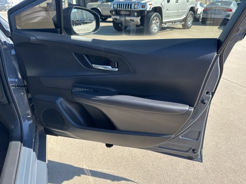 Used 2024 Toyota Prius Prime Premium FWD image 21