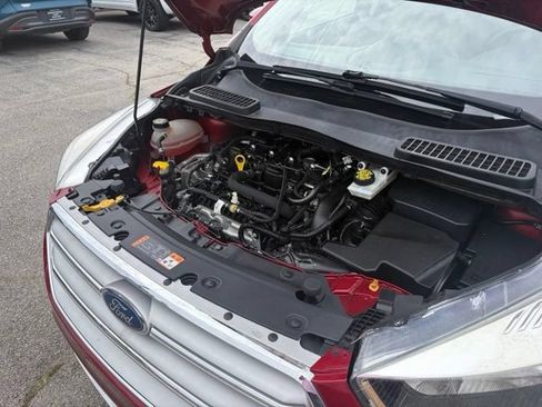 Used 2019 Ford Escape SE FWD image 10