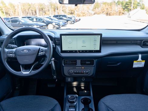 New 2026 Ford Maverick XL image 16