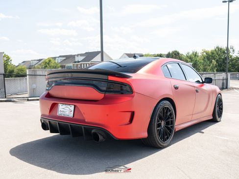 Used 2018 Dodge Charger R/T RWD image 7