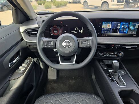 New 2026 Nissan Kicks SV w/ Cold Weather Package FWD image 12
