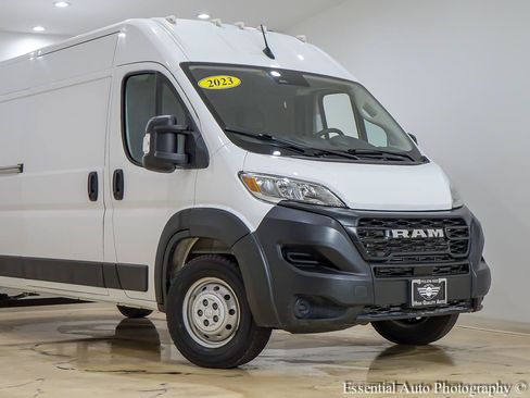Used 2023 RAM ProMaster 2500 FWD image 2