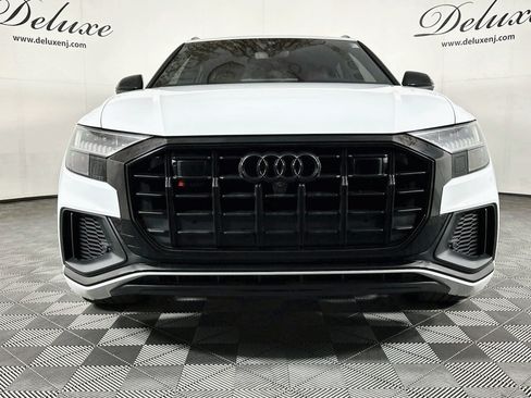 Used 2022 Audi SQ8 Premium Plus w/ Executive Package AWD/4WD image 2