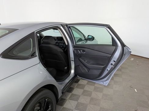 New 2025 Honda Accord SE image 32