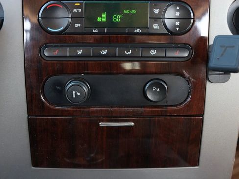 Used 2007 Ford F150 Lariat image 45