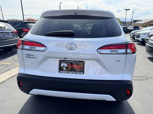 Used 2022 Toyota Corolla Cross LE image 5