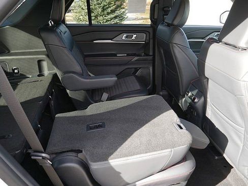 New 2026 Ford Explorer ST-Line AWD/4WD image 30