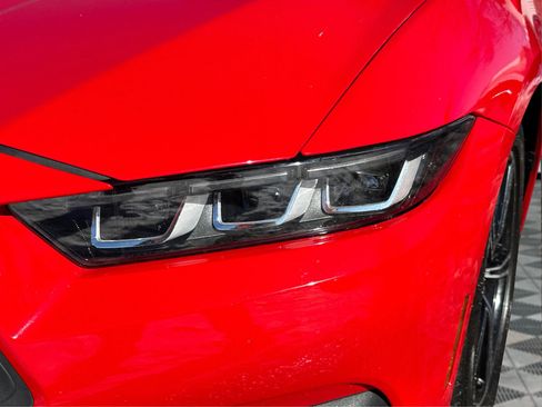 Used 2024 Ford Mustang Premium image 22