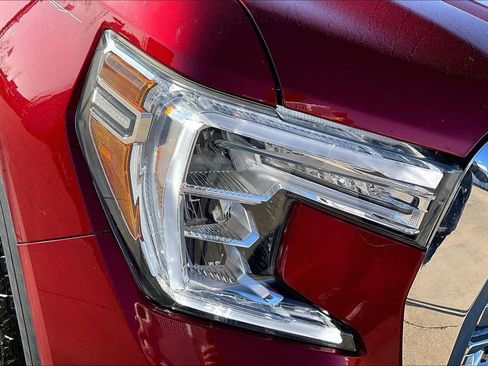 Used 2021 GMC Sierra 1500 SLT image 38