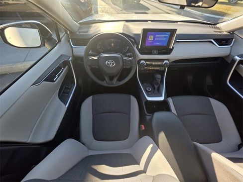 Used 2025 Toyota RAV4 XLE image 6
