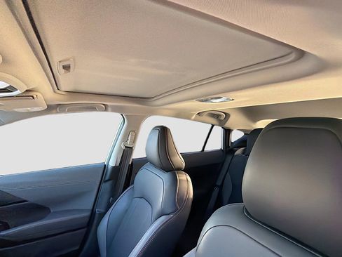 Used 2025 Subaru Crosstrek 2.5i Limited w/ Popular Package #3A image 24