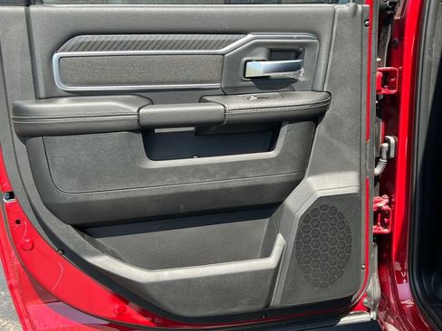 New 2026 RAM 2500 Big Horn AWD/4WD image 37