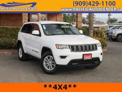Used 2020 Jeep Grand Cherokee Laredo