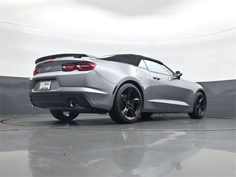 Used 2023 Chevrolet Camaro LT image 25