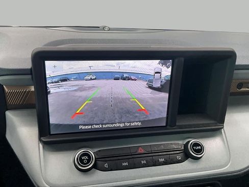 Used 2022 Ford Maverick Lariat w/ Lariat Luxury Package FWD image 29