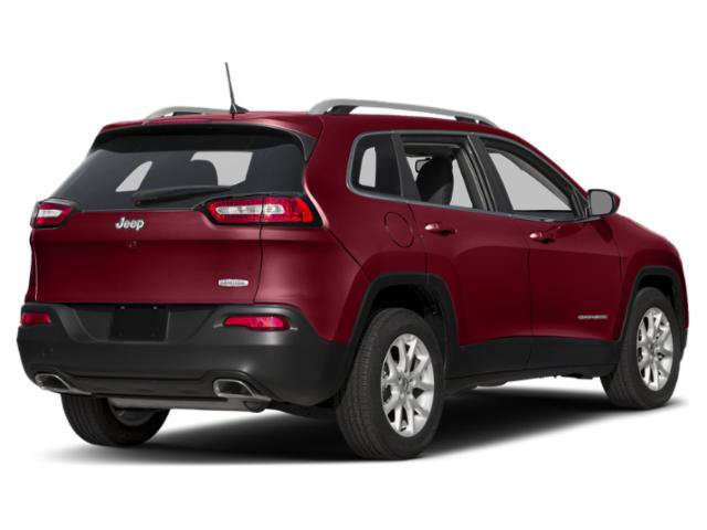 Used 2015 Jeep Cherokee Latitude w/ Comfort/Convenience Group FWD image 2