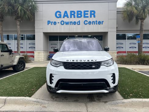 Used 2022 Land Rover Discovery S R-Dynamic image 8