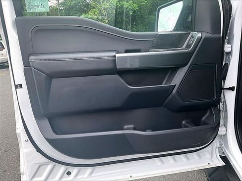 Used 2022 Ford F150 XLT w/ Equipment Group 302A High AWD/4WD image 18