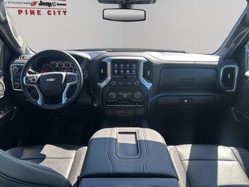 Used 2022 Chevrolet Silverado 1500 LTZ w/ LTZ Convenience Package II AWD/4WD image 15