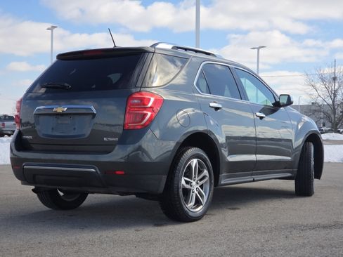Used 2017 Chevrolet Equinox Premier w/ Enhanced Convenience Package image 17