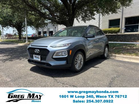 Used 2018 Hyundai Kona SEL AWD/4WD image 3