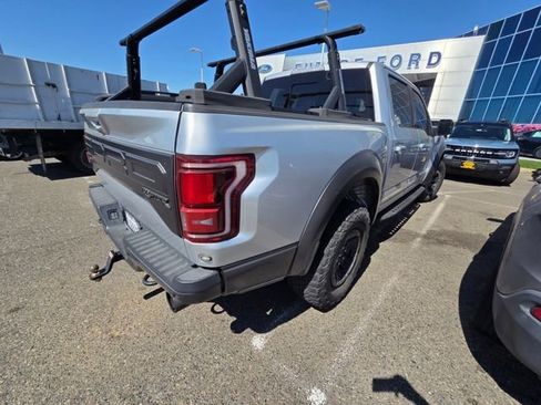 Used 2018 Ford F150 Raptor w/ Equipment Group 802A Luxury image 3