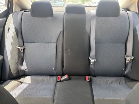 Used 2025 Nissan Versa SV FWD image 36