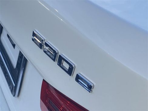 Used 2019 BMW 530e w/ Convenience Package image 8