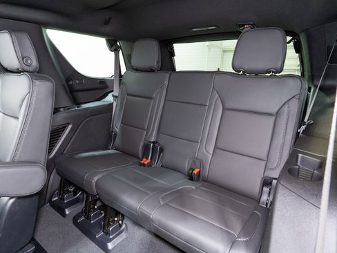 Used 2025 GMC Yukon Denali image 33