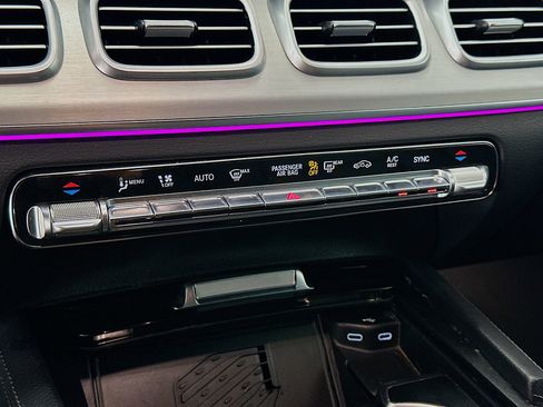 Used 2024 Mercedes-Benz GLE 350 4MATIC image 24