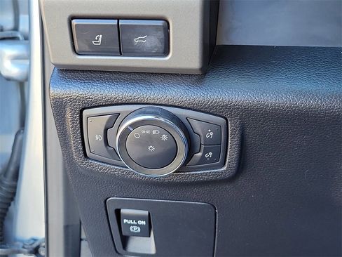 Used 2020 Ford Expedition XLT w/ Equipment Group 202A image 24