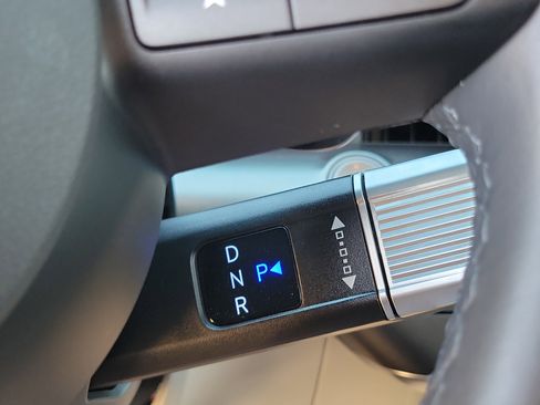 Certified 2024 Hyundai Kona SEL image 9