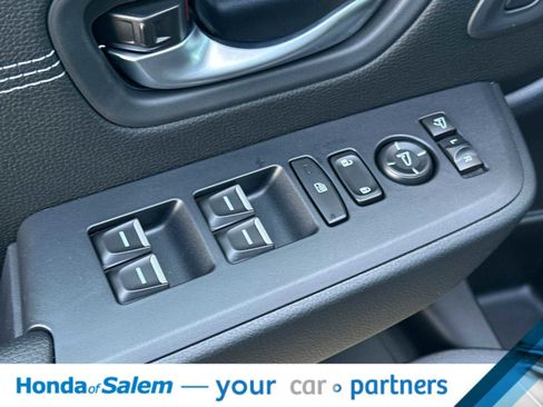 New 2026 Honda Pilot Touring image 13